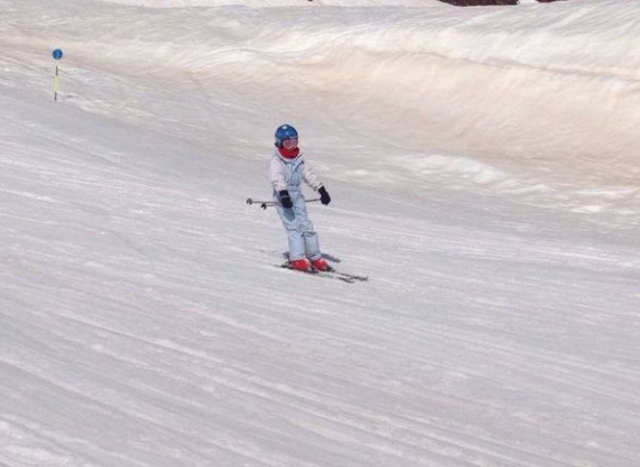  Skifahren auf den Pisten von Astun 
